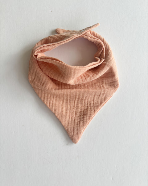 blush muslin bandana bib