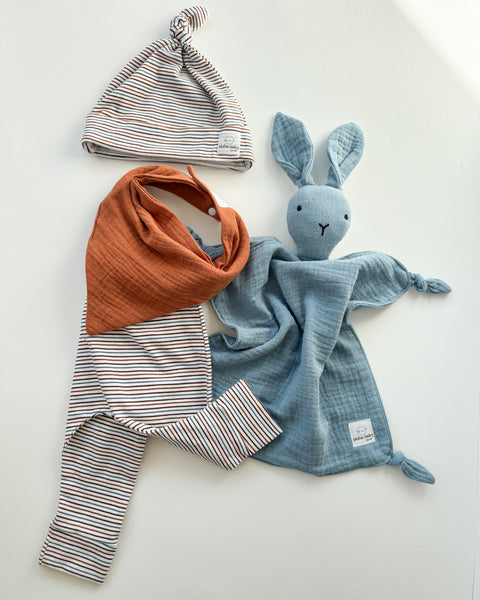 stripe baby gift set