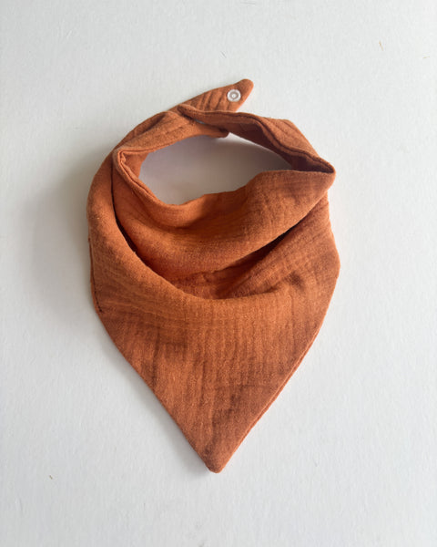 rust muslin bandana bib