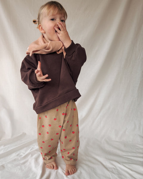 apple jersey play pants