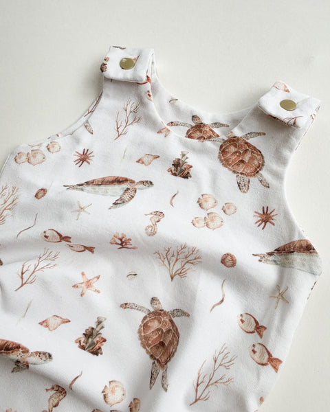 S:S turtle dungarees (newborn)