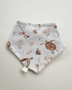 S:S reversible turtle bib (one size)
