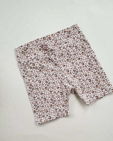 S:S leopard cycling shorts (6-7 years)