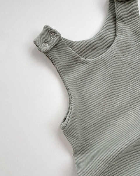 S:S sage ribbed dungarees (12-18 months)
