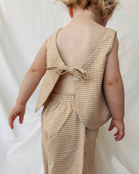butter gingham gilet/top